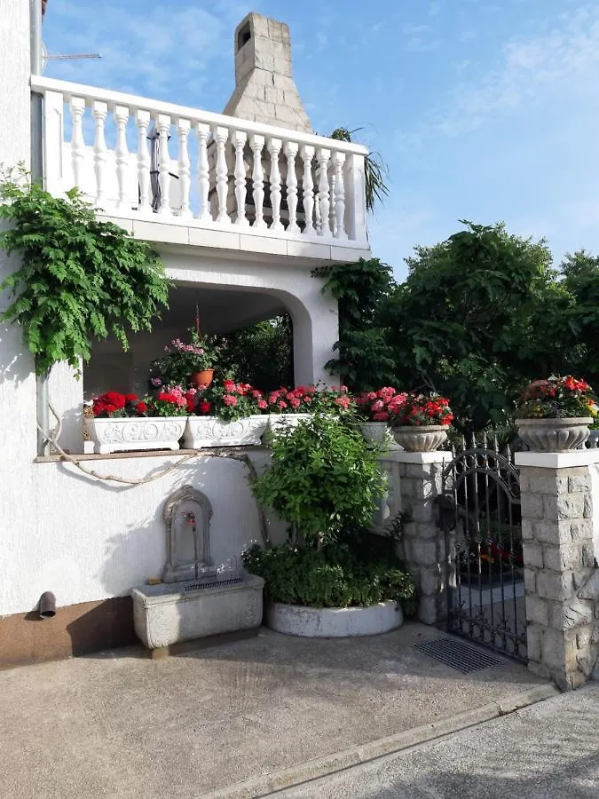 אומיסאליי Apartmani Jozefina 0*,  קרואטיה