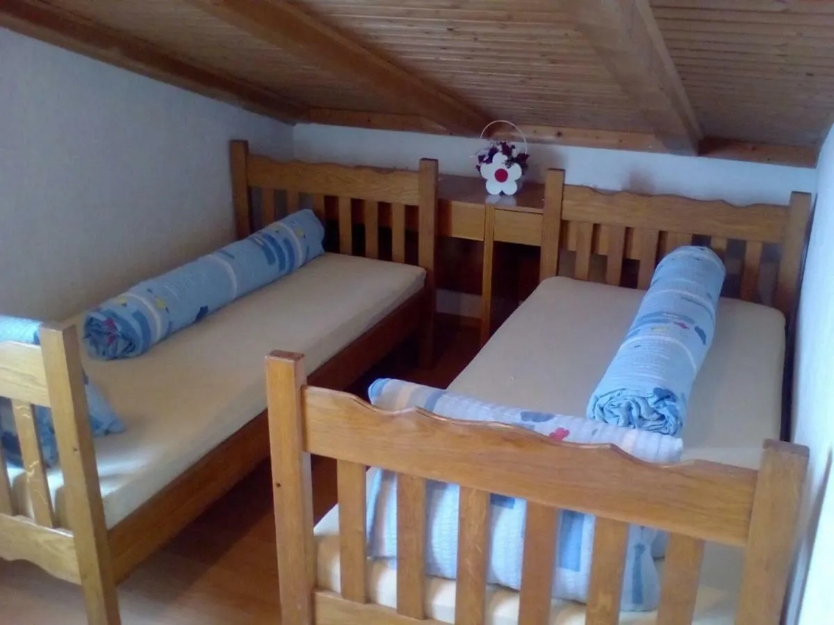 אומיסאליי Apartmani Jozefina דירה